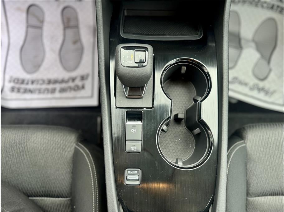 2024 Nissan Rogue SV Sport Utility 4D