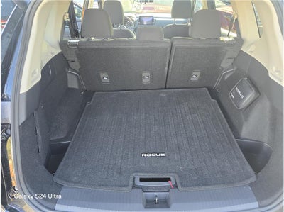 2024 Nissan Rogue SV Sport Utility 4D