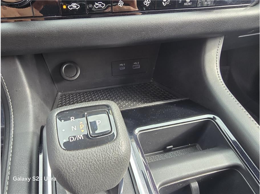 2022 Nissan Pathfinder SV Sport Utility 4D