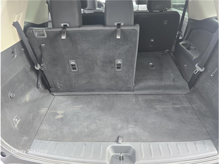 2022 Nissan Pathfinder SV Sport Utility 4D