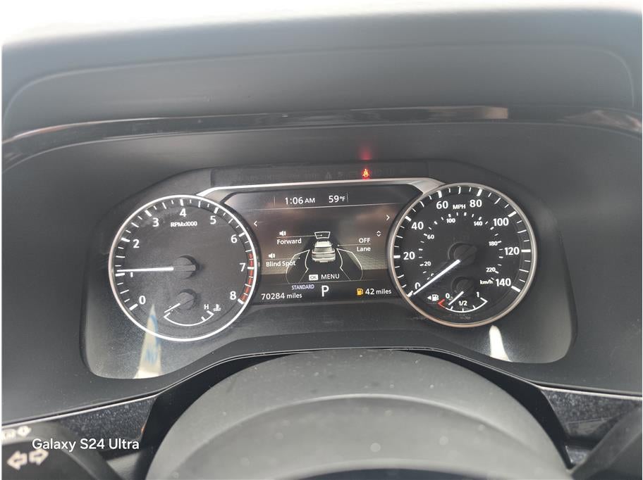 2022 Nissan Pathfinder SV Sport Utility 4D