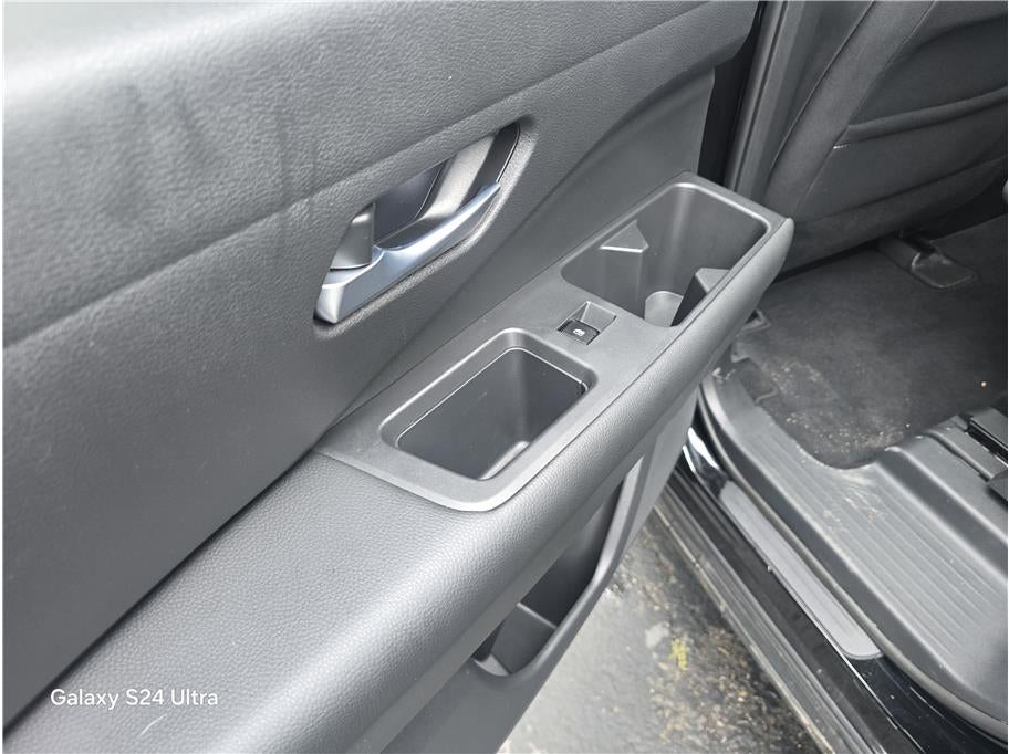 2022 Nissan Pathfinder SV Sport Utility 4D