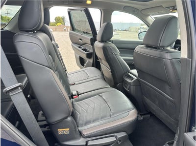 2025 Nissan Pathfinder Platinum Sport Utility 4D