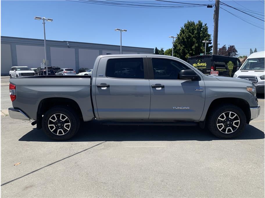2020 Toyota Tundra CrewMax SR5 Pickup 4D 5 1/2 ft