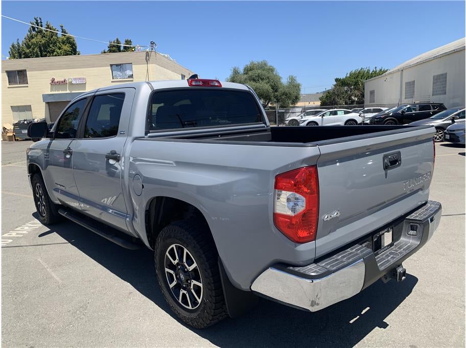 2020 Toyota Tundra CrewMax SR5 Pickup 4D 5 1/2 ft