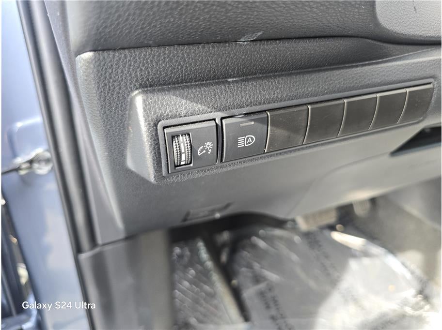 2022 Toyota Corolla LE Sedan 4D