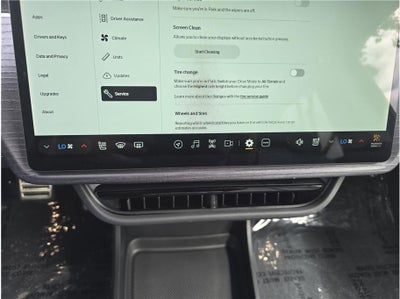 2024 Rivian R1S Quad Large Sport Utility 4D