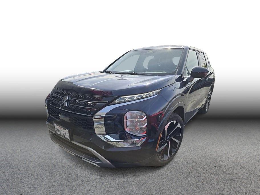 2024 Mitsubishi Outlander SE Sport Utility 4D