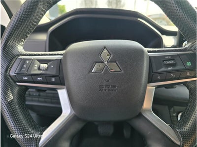 2024 Mitsubishi Outlander SE Sport Utility 4D