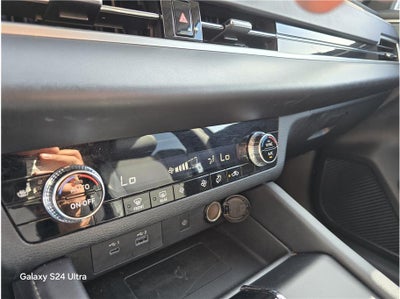 2024 Mitsubishi Outlander SE Sport Utility 4D