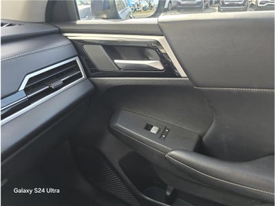 2024 Mitsubishi Outlander SE Sport Utility 4D