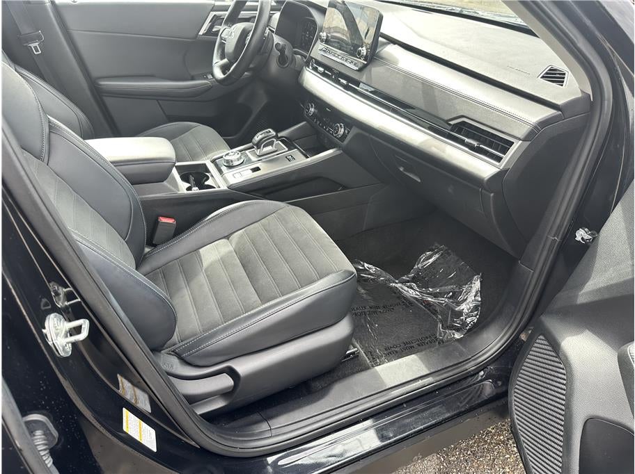2024 Mitsubishi Outlander PHEV SE Sport Utility 4D