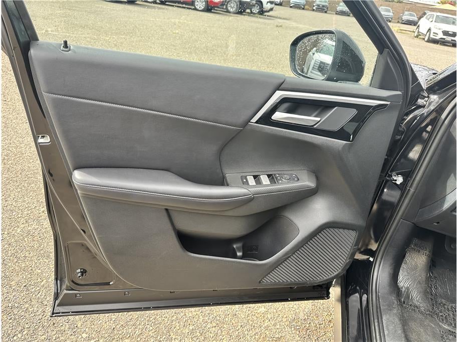 2024 Mitsubishi Outlander PHEV SE Sport Utility 4D