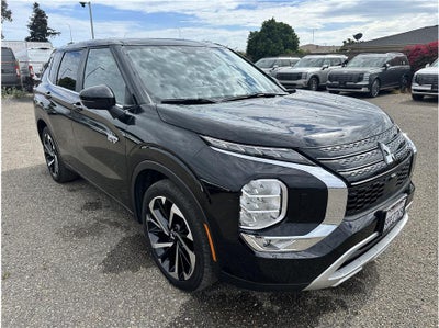 2024 Mitsubishi Outlander PHEV SE Sport Utility 4D