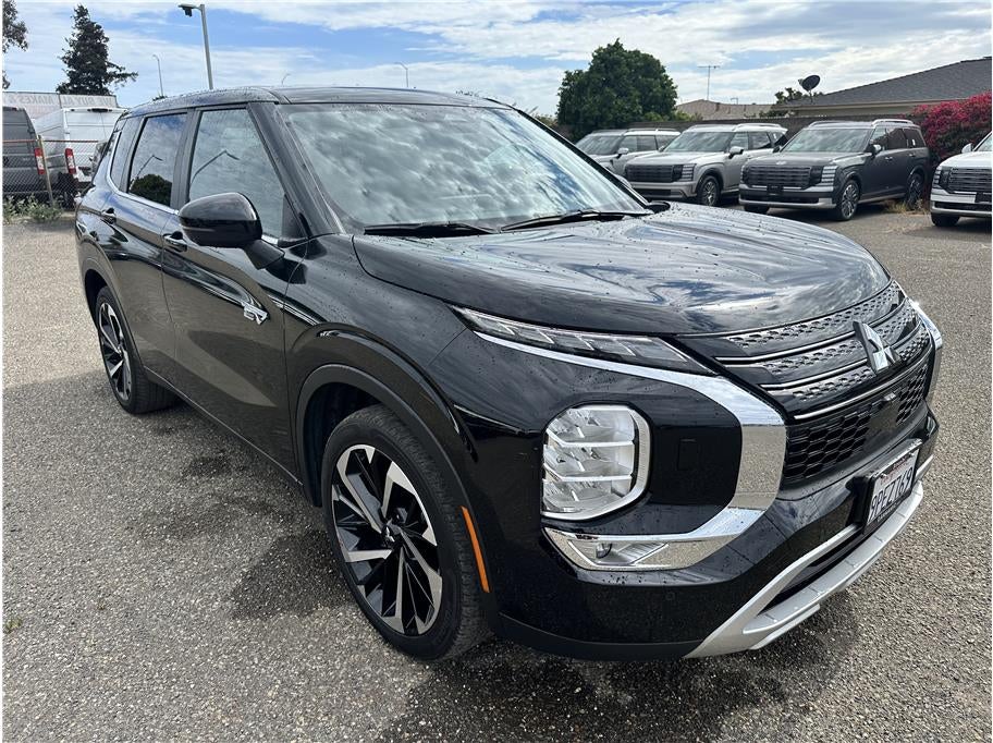 2024 Mitsubishi Outlander PHEV SE Sport Utility 4D