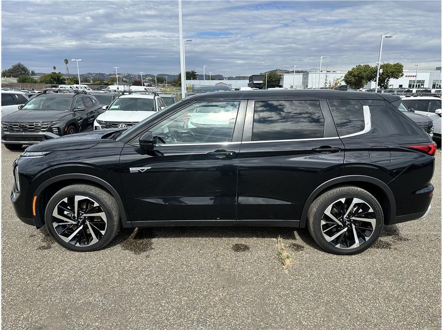 2024 Mitsubishi Outlander PHEV SE Sport Utility 4D