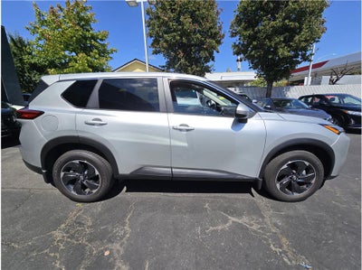 2024 Nissan Rogue SV Sport Utility 4D