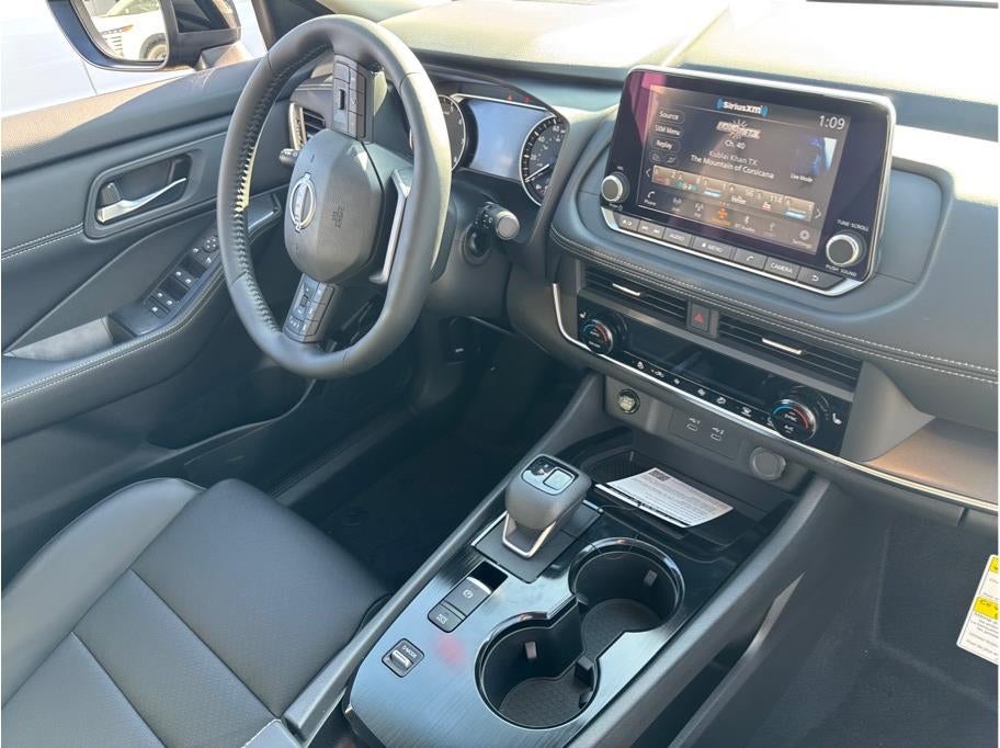 2025 Nissan Rogue SV Sport Utility 4D