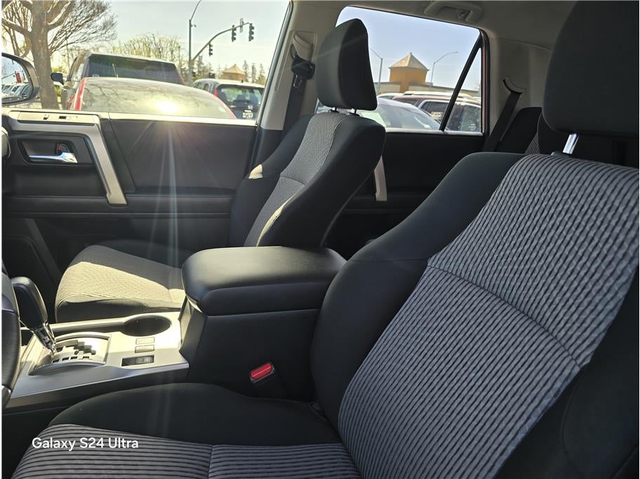 2024 Toyota 4Runner SR5 Sport Utility 4D