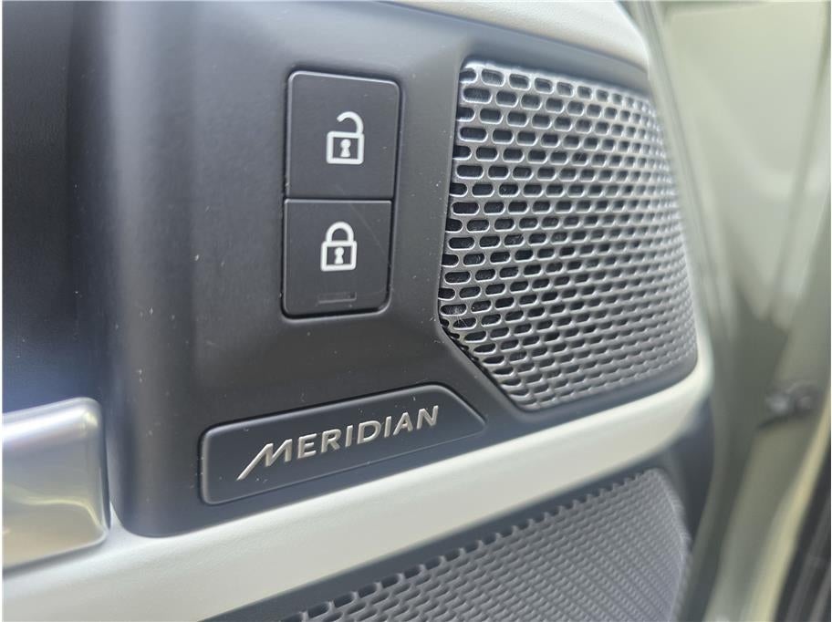 2022 Land Rover Defender 110 S Sport Utility 4D