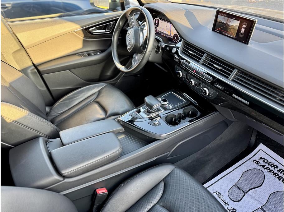 2018 Audi Q7 3.0T Premium Plus Sport Utility 4D