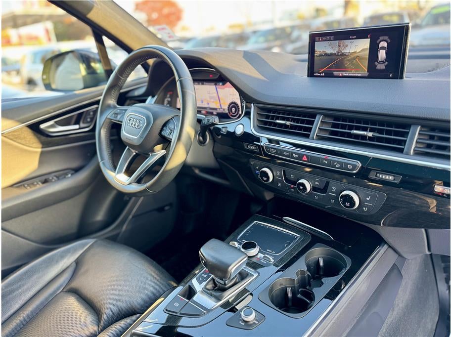 2018 Audi Q7 3.0T Premium Plus Sport Utility 4D