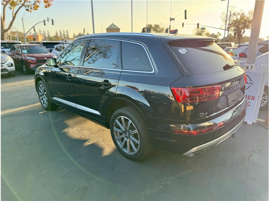2018 Audi Q7 3.0T Premium Plus Sport Utility 4D