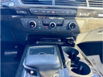 2019 Audi Q7 55 TFSI SE Premium Plus Sport Utility 4D