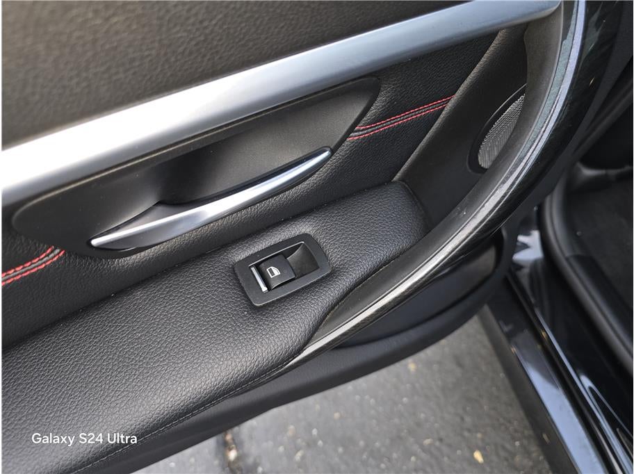 2018 BMW 3 Series 330i Sedan 4D