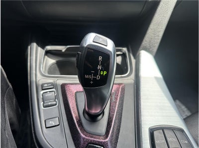 2018 BMW 3 Series 330e iPerformance Sedan 4D