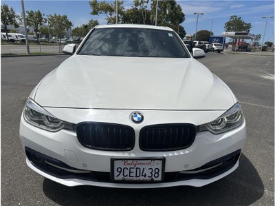 2018 BMW 3 Series 330e iPerformance Sedan 4D