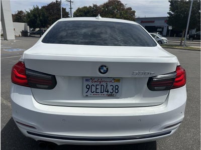 2018 BMW 3 Series 330e iPerformance Sedan 4D