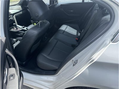 2018 BMW 3 Series 330e iPerformance Sedan 4D