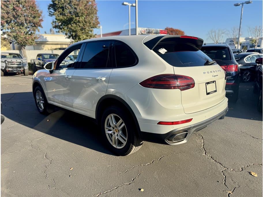 2018 Porsche Cayenne Sport Utility 4D