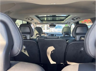2018 Volvo XC90 T6 Momentum Sport Utility 4D