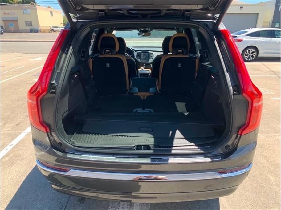 2023 Volvo XC90 T8 Recharge Ultimate Bright Theme Plug-In Hybrid Sport Utility 4D