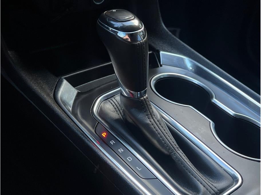 2019 Chevrolet Traverse LT Sport Utility 4D