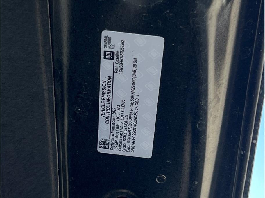 2025 Chevrolet Suburban Premier Sport Utility 4D