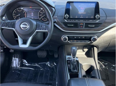 2025 Nissan Altima 2.5 SV Sedan 4D