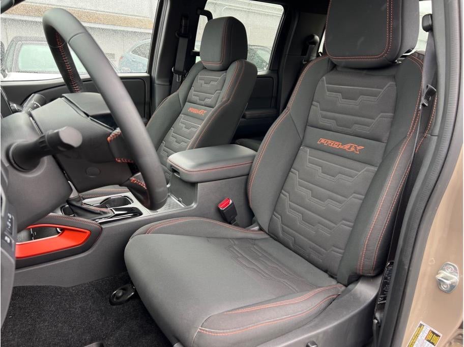 2023 Nissan Frontier Crew Cab PRO-4X Pickup 4D 5 ft