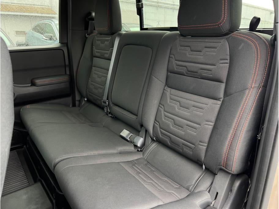 2023 Nissan Frontier Crew Cab PRO-4X Pickup 4D 5 ft