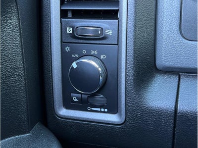 2020 RAM 1500 Classic Crew Cab Tradesman Pickup 4D 5 1/2 ft