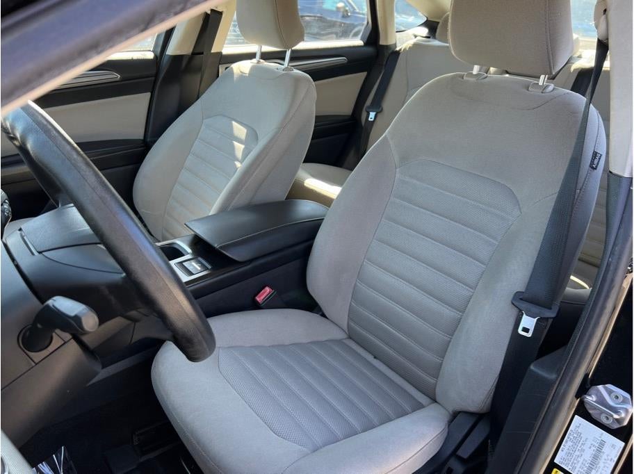 2018 Ford Fusion S Hybrid Sedan 4D