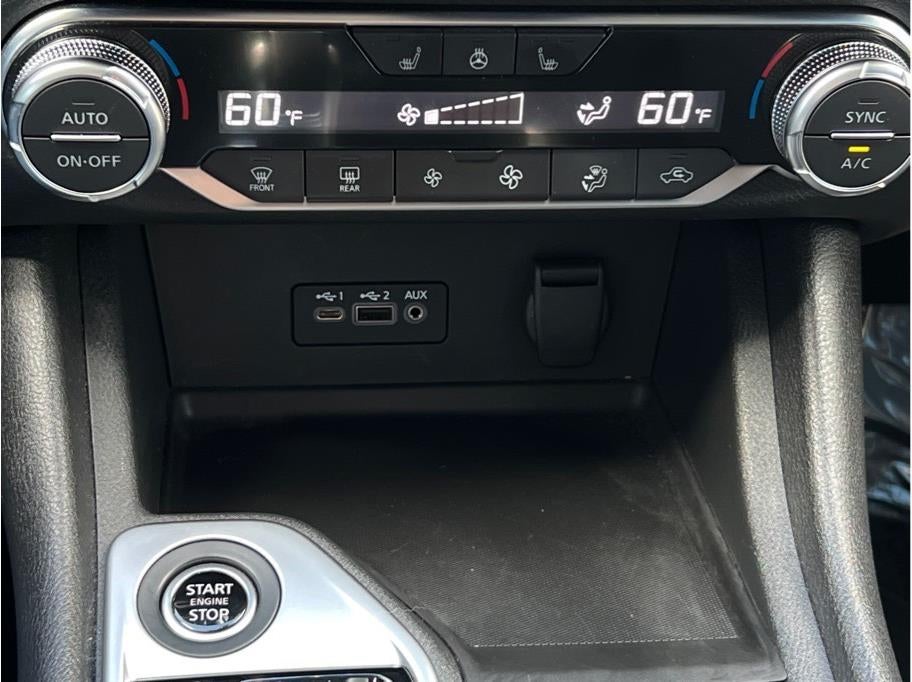 2023 Nissan Sentra SV Sedan 4D