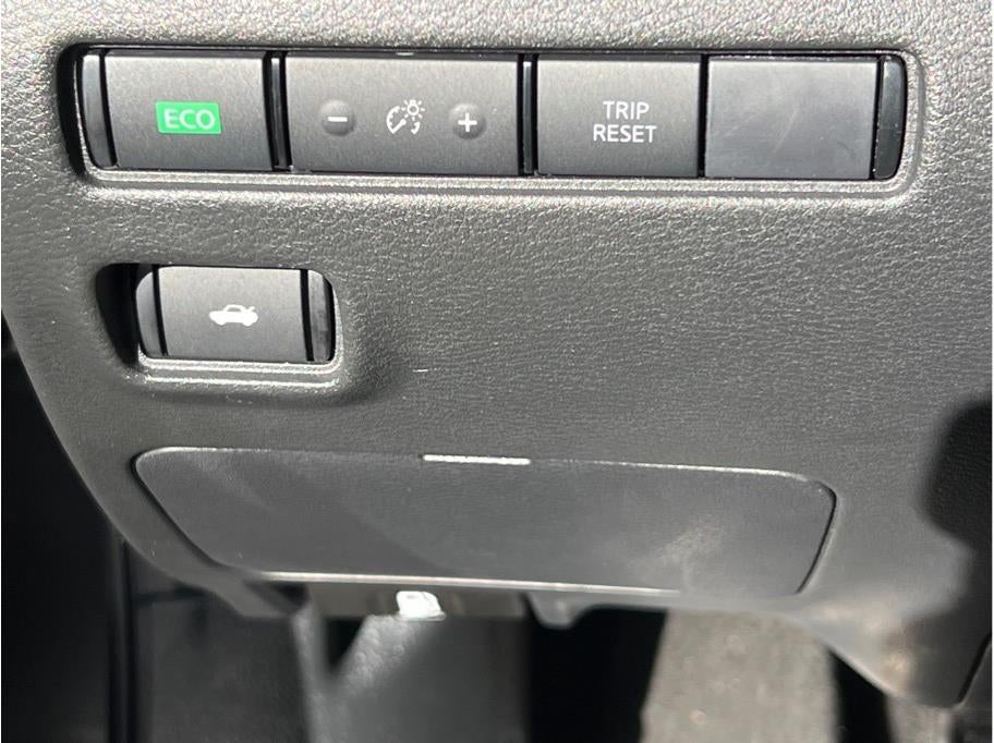 2023 Nissan Sentra SV Sedan 4D