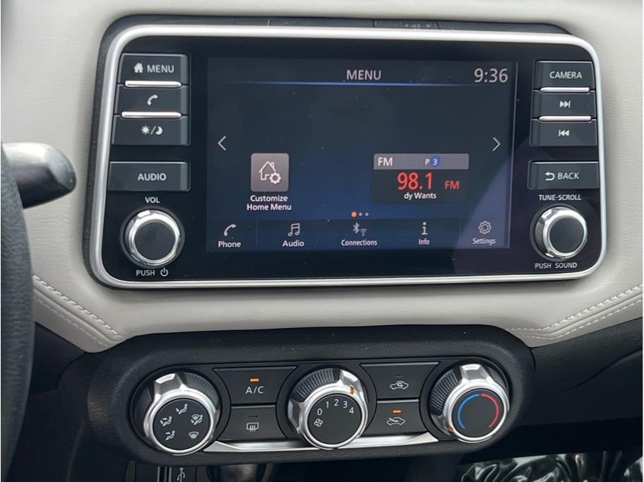 2020 Nissan Versa SV Sedan 4D