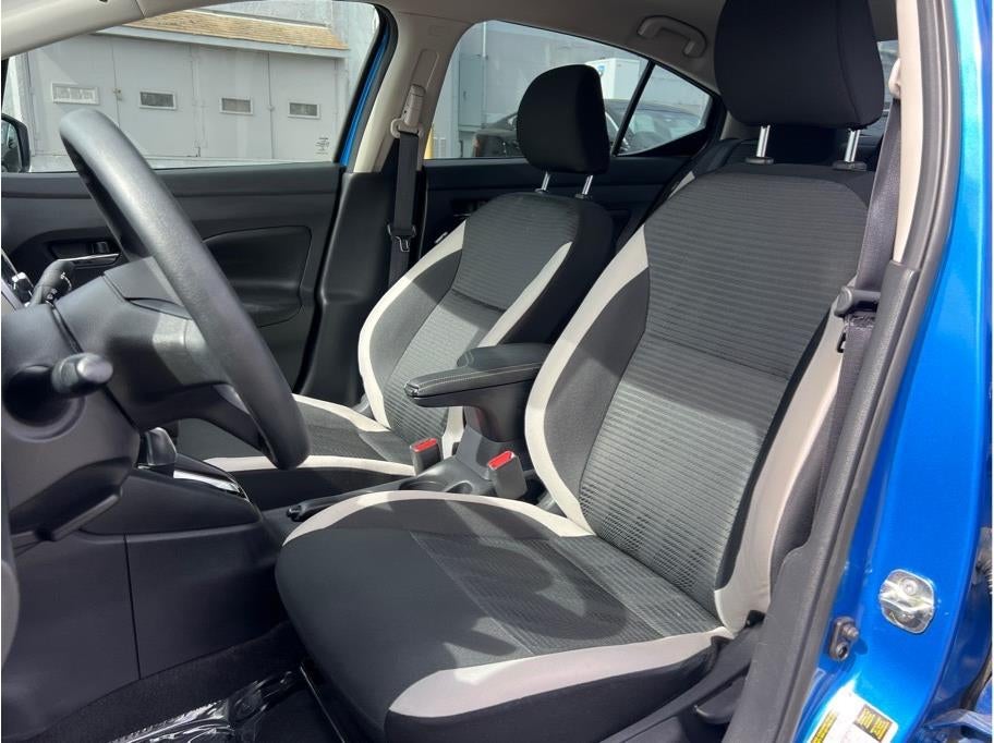 2020 Nissan Versa SV Sedan 4D