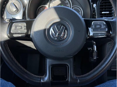 2017 Volkswagen Beetle 1.8T Classic Hatchback 2D
