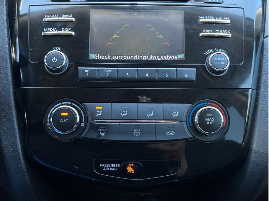 2016 Nissan Rogue S Sport Utility 4D