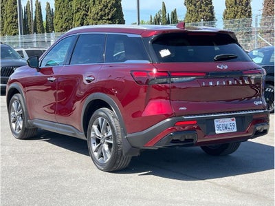 2023 INFINITI QX60 LUXE